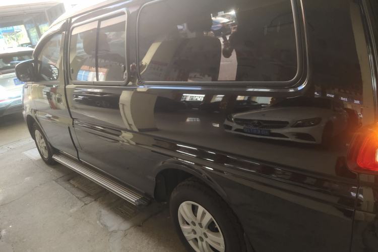 Used FORTHING Lingzhi 2023 M5L 1.6L Base Model 7 Seats
