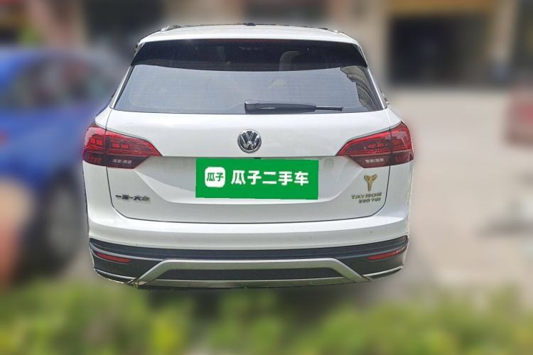 Used Volkswagen Tayron 2020 330TSI Two-Wheel Drive Luxury Smart Connectivity Version
