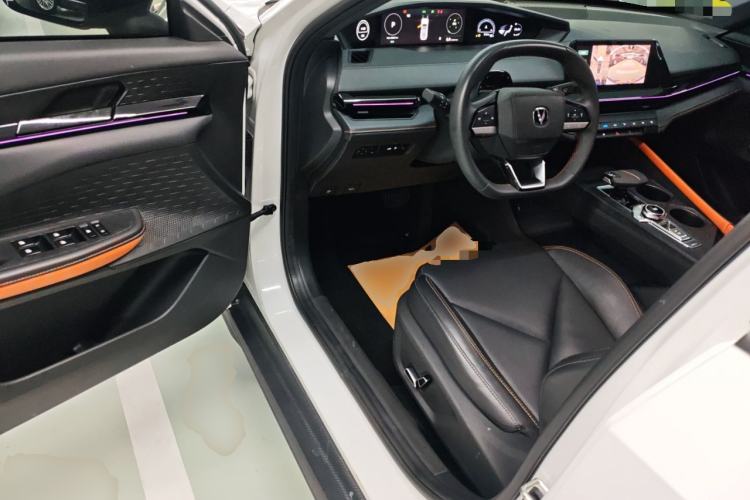 Used CHANGAN UNI-V 2022 1.5T Prestige Version