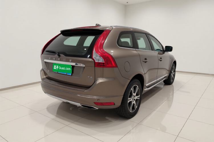 Used Volvo XC60 2015 T5 AWD Zhiyuan Edition Rear Right 45 Deg