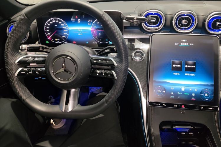 Used Mercedes-Benz C-Class 2024 Restyled C-Class 260 L Sport Edition Center Console