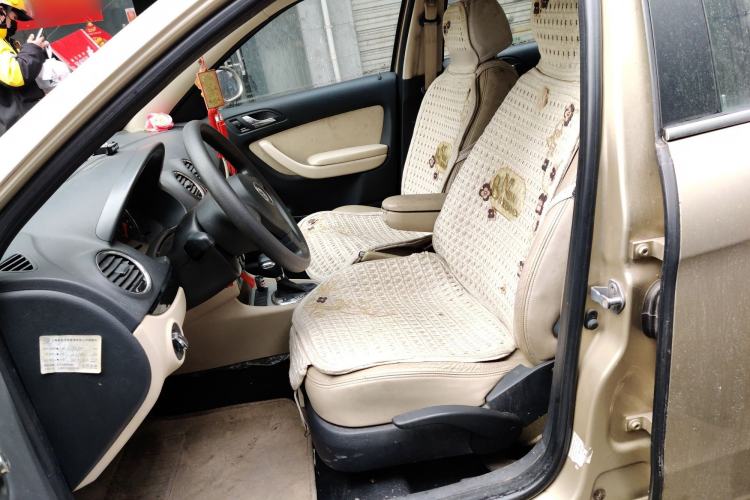 Used Volkswagen Lavida 2011 1.6L Automatic Premium Edition Left Front Seat