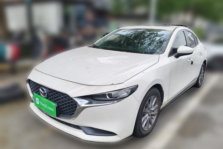 Used Mazda 3 Axela 2021 1.5L Automatic Luxury Version