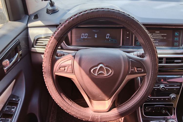 Used CHANGAN KAICHENG Oushang A600 2018 1.5L Manual Luxury Model Steering Wheel