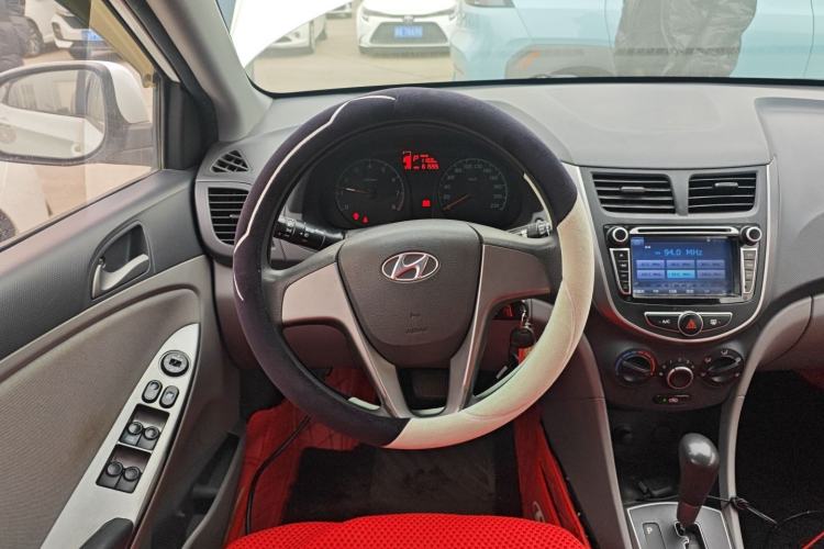 Used Hyundai Verna (older generation) 2014 1.4L Automatic Smart GLS