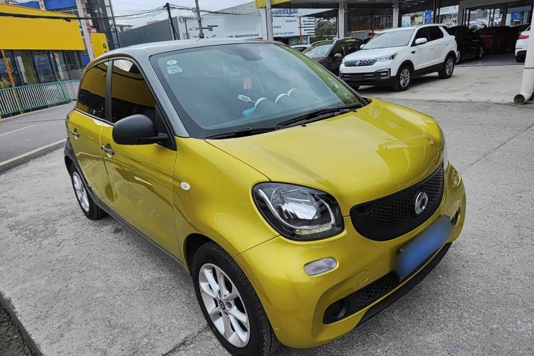 Used smart forfour 2016 1.0L 52 kW Dynamic Edition