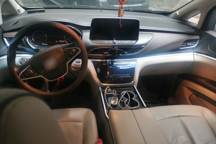 Used Buick GL8 2021 Land Cruiser Executive Class 652T Luxury Model
