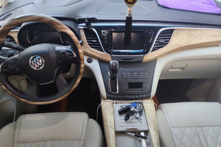 Used Buick GL8 2018 ES 28T Comfort Model China VI Standard