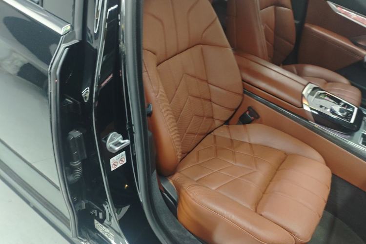 Used BMW i7 2023 eDrive50L Prestige M Sport Package