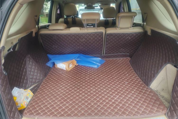 Used Mercedes-Benz M-Class 2014 ML 400 4MATIC Dynamic Model Trunk