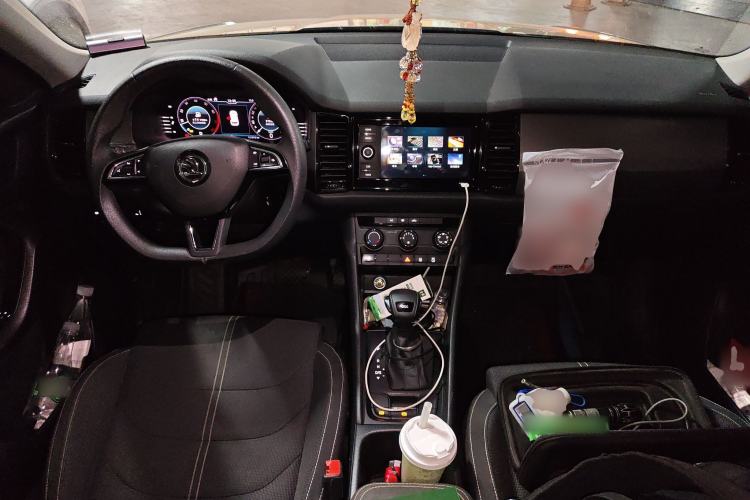 Used Skoda Kodiaq GT 2019 TSI330 Two-Wheel-Drive Standard Edition China VI Center Console