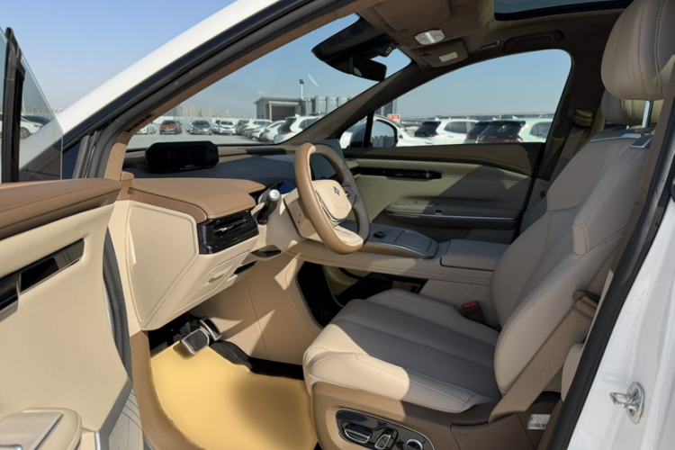 Used Hyptec HT 2023 670 Rear-Drive Ultra-High Voltage Version
