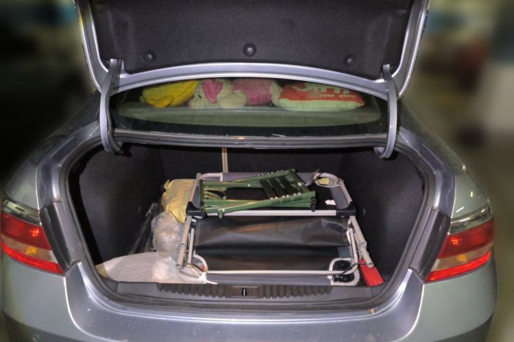 Used Buick GT 2013 GT 1.6L Manual Entry-Level Model Trunk