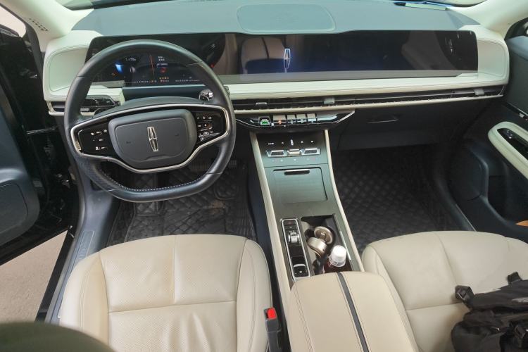 Used Lincoln Corsair 2023 2.0T Two-Wheel-Drive Luxury Edition