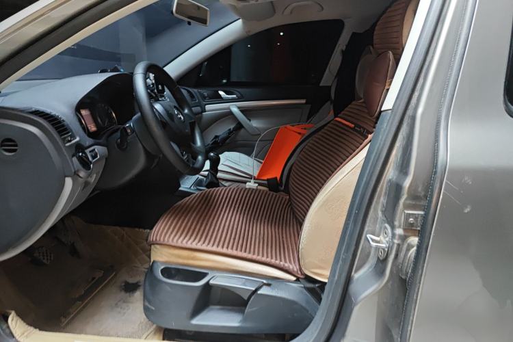 Used Skoda Octavia 2015 Classic Model 1.6L Manual Eado Version
