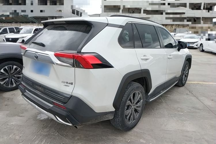 Used Toyota RAV4 2023 2.0L CVT 4x4 Adventure Edition
