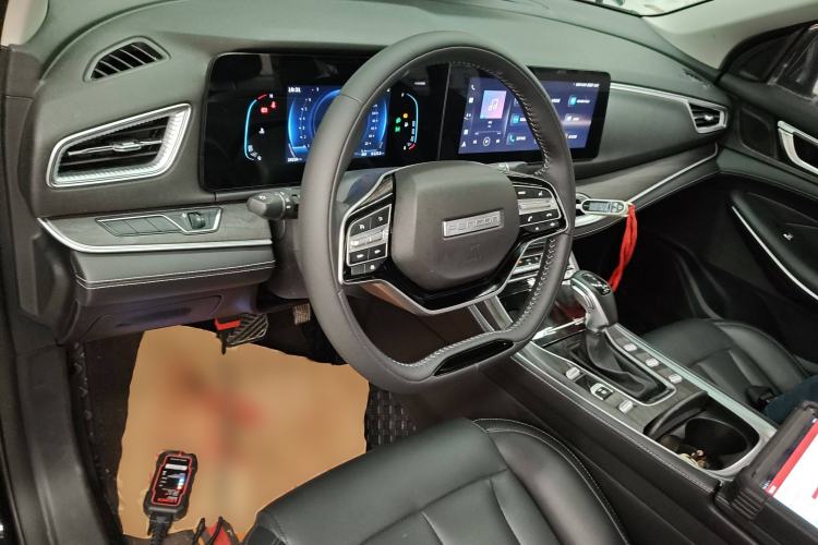 Used Dongfeng Fengon 580 2022 1.5T Automatic Luxury Version
