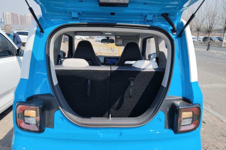 Used Livan Blue Balloon 2025 Model Dynamic Version