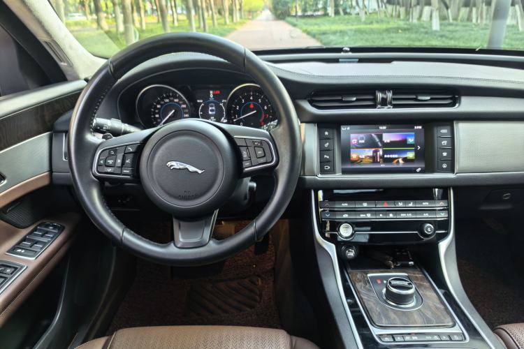 Used Jaguar XFL 2017 XFL 2.0T 240PS Luxury Edition