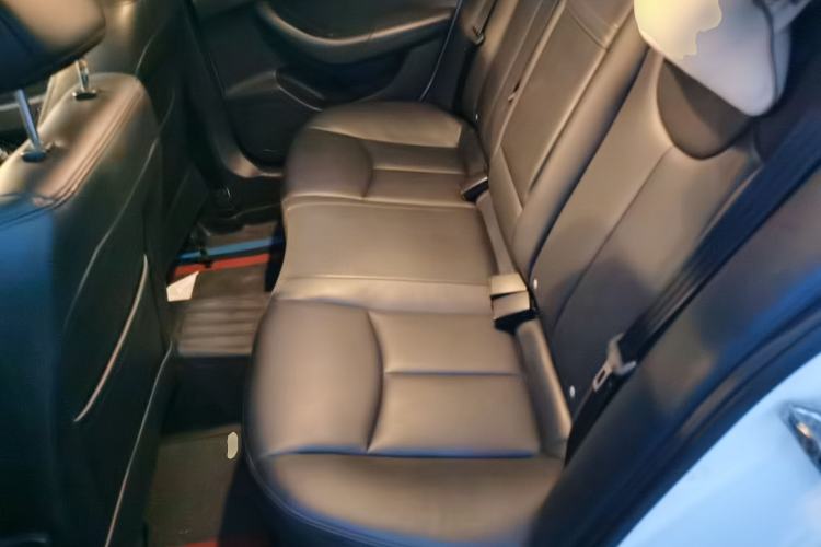 Used Roewe 360 2016 1.5L Automatic Smart Screen Version Left Rear Seat