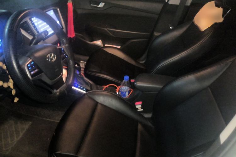 Used Hyundai Verna (new generation) 2020 1.4L CVT GLS Cool Edition Left Front Seat