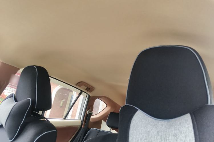 Used Toyota RAV4 2013 2.0L CVT Two-Wheel Drive Urban Edition Headliner