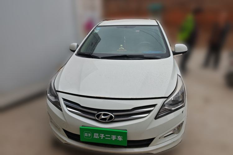 Used Hyundai Verna (older generation) 2014 1.4L Manual Smart GLS Trim
