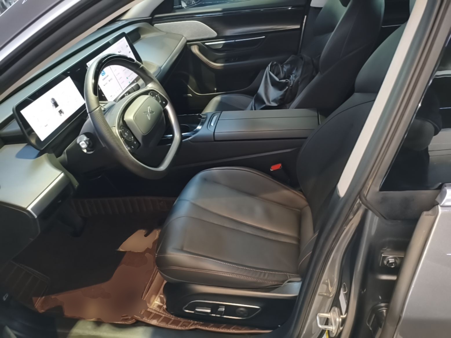 Vordere Reihe im Auto