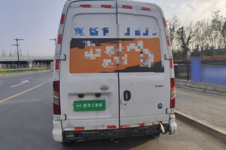 Used SAIC MAXUS Xintu V80 2021 2.0T Manual Classic City Delivery King Long Wheelbase High Roof 3 Seats
