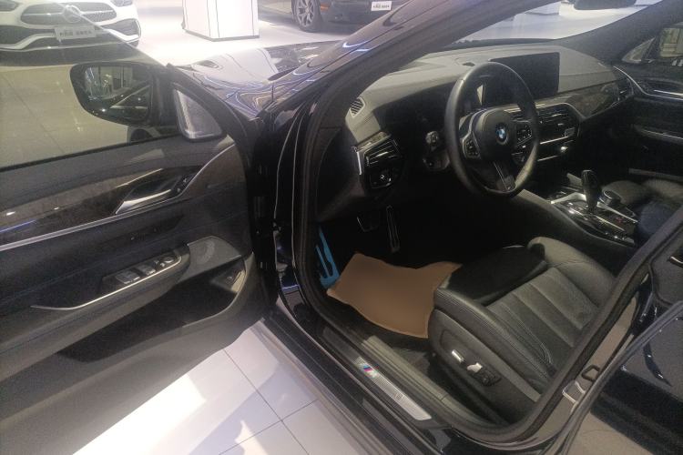 Used BMW 6 Series GT 2024 630i M Sport Luxury Package Driver Seat