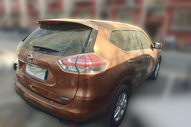 Used Nissan X-Trail 2015 2.0L CVT Comfort MAX Edition 2WD Rear Right 45 Deg