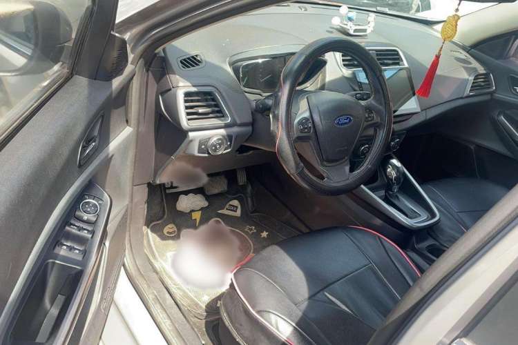 Used Ford Escort 2015 1.5L Automatic Fashion Model