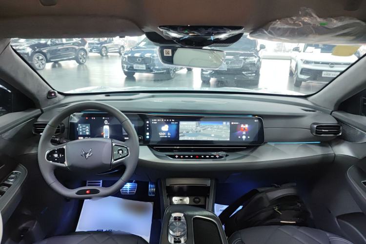 Used ARCFOX Alpha S6 2025 602 with Three LiDAR Sensors