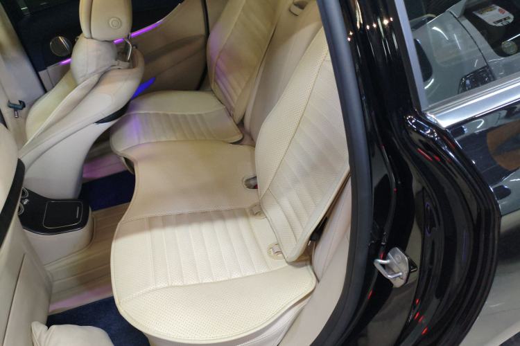 Used Mercedes-Benz E-Class 2022 E 300 L Sport Luxury Edition Left Rear Seat