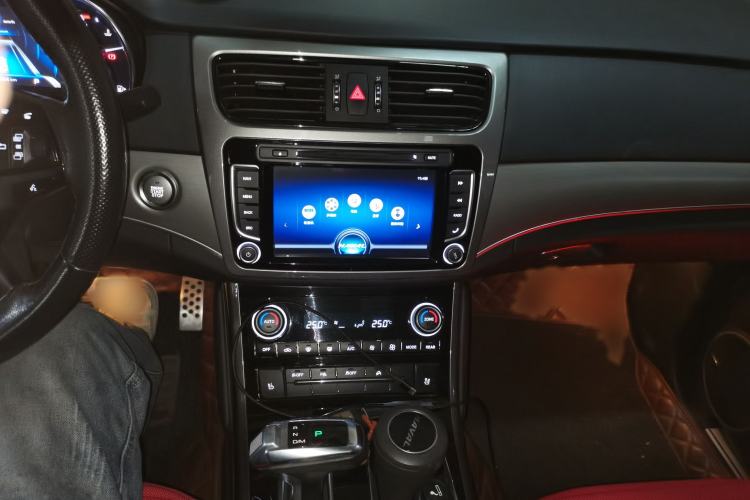 Used Haval H8 2017 2.0T Gasoline 4x4 Smart Enjoyment Version