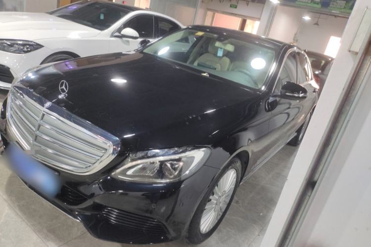 Used Mercedes-Benz C-Class 2015 Facelift C 200 L