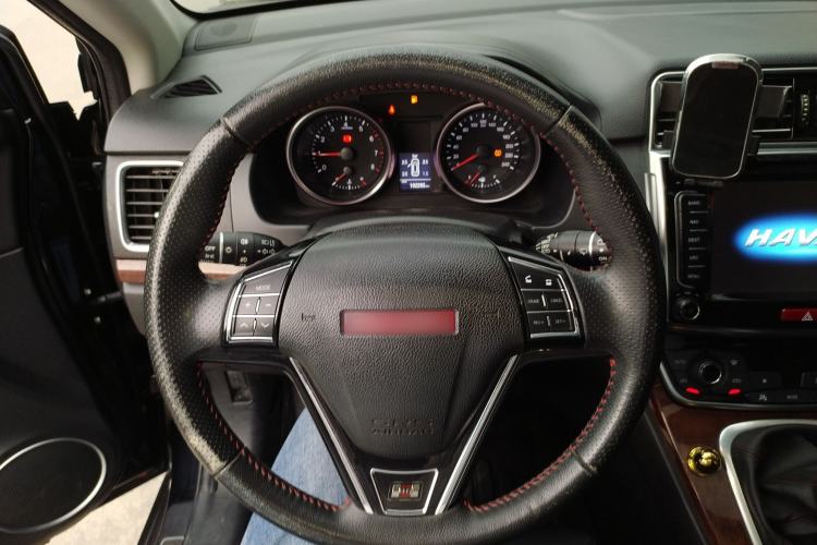 Used Haval H6 2015 Revised Version Sport Edition 1.5T Manual Transmission Two-Wheel Drive Elite Grade
