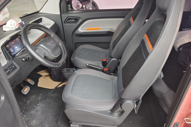 Used Wuling Hongguang MINIEV 2020 Zizai Version Lithium-NMC Left Front Seat