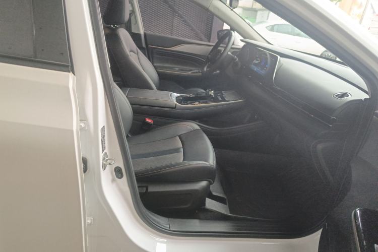 Used AION S 2023 Meizu 580 Lithium Iron Phosphate Right Front Seat