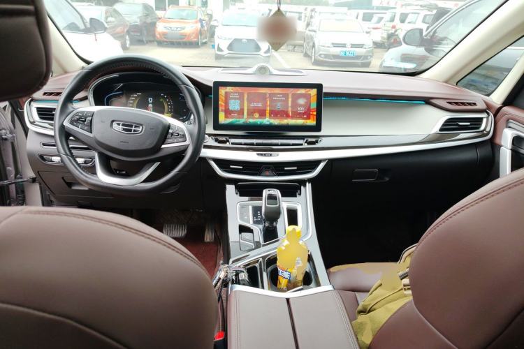 Used Geely Auto Jiajie 2022 1.8TD DCT Platinum Luxury Edition Center Console