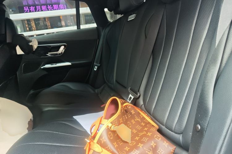 Used Mercedes-Benz EQE 2022 350 Luxury Edition Left Rear Seat