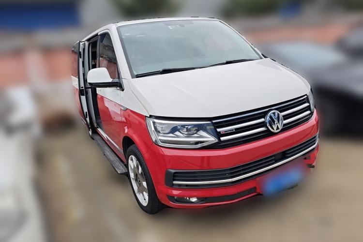 Used Volkswagen Multivan 2018 2.0 TSI Four-Wheel Drive Comfort Edition 7-Seater Front Right 45 Deg