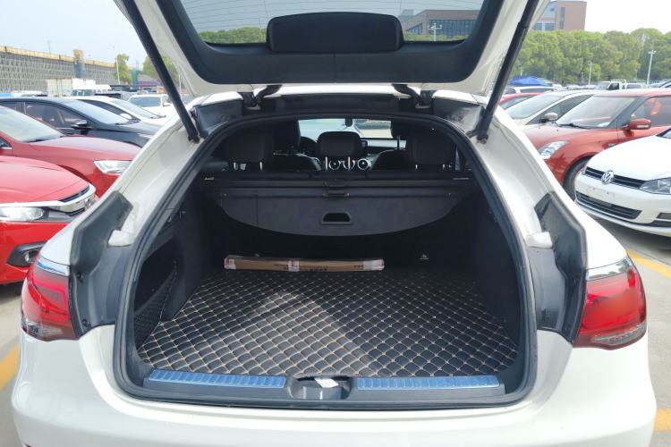 Used Mercedes-Benz GLC Coupe 2020 GLC 260 4MATIC Coupe SUV Trunk