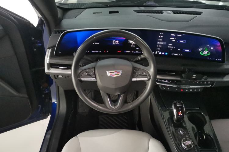 Used Cadillac XT4 2024 28T Two-Wheel-Drive Prestige Version Steering Wheel