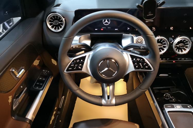 Used Mercedes-Benz GLB 2025 GLB 220 Sport Edition