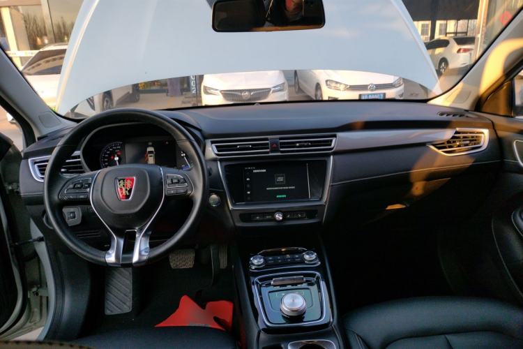 Used Roewe Ei5 2019 Smart Connect Flagship Edition Interior 2