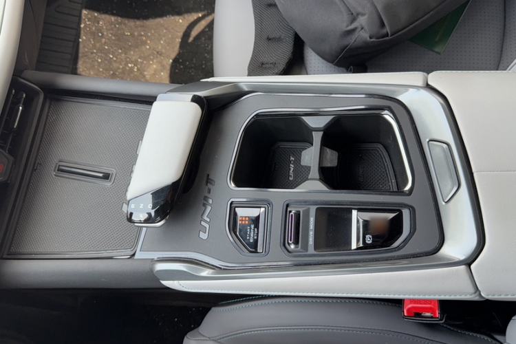 Used Changan UNI-T 2023 Second-Generation 1.5T Prestige Model
