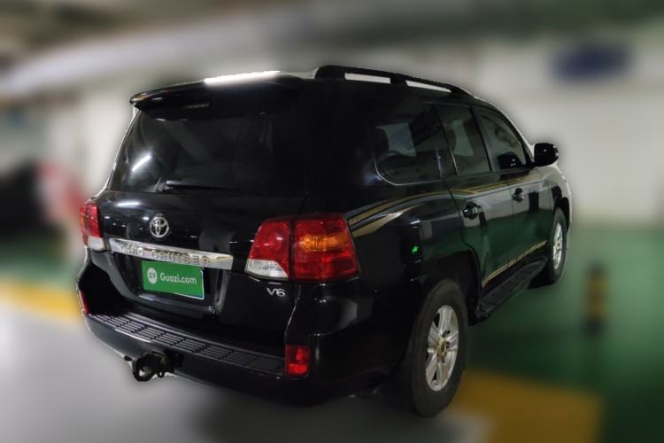 Used Toyota Land Cruiser 