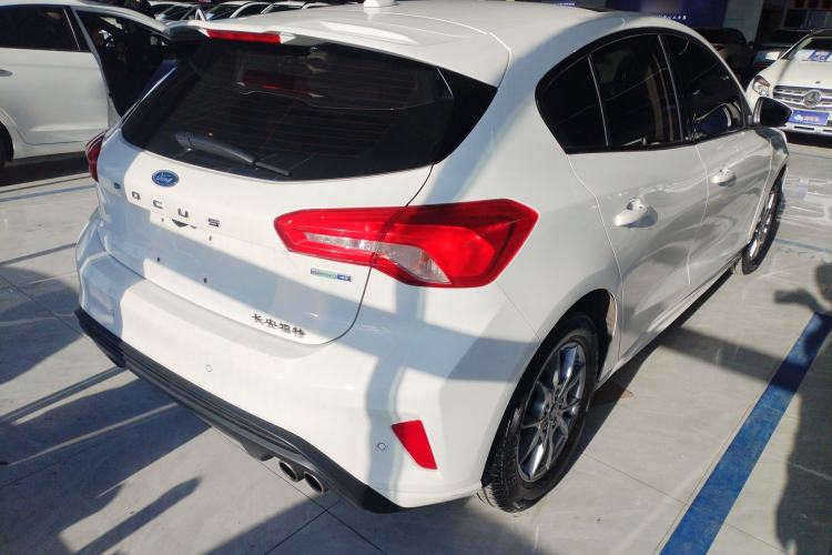 Used Ford Focus 2020 Hatchback EcoBoost 180 Automatic Trend Edition Rear Right 45 Deg