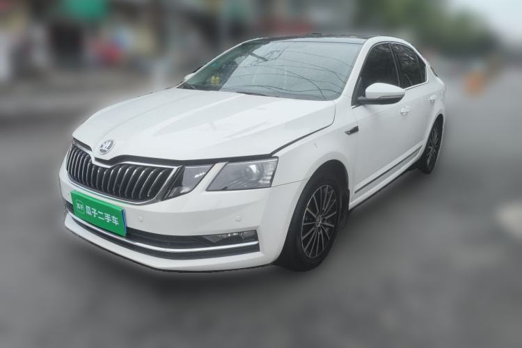 Used Skoda Octavia 2018 1.6L Automatic Luxury Edition